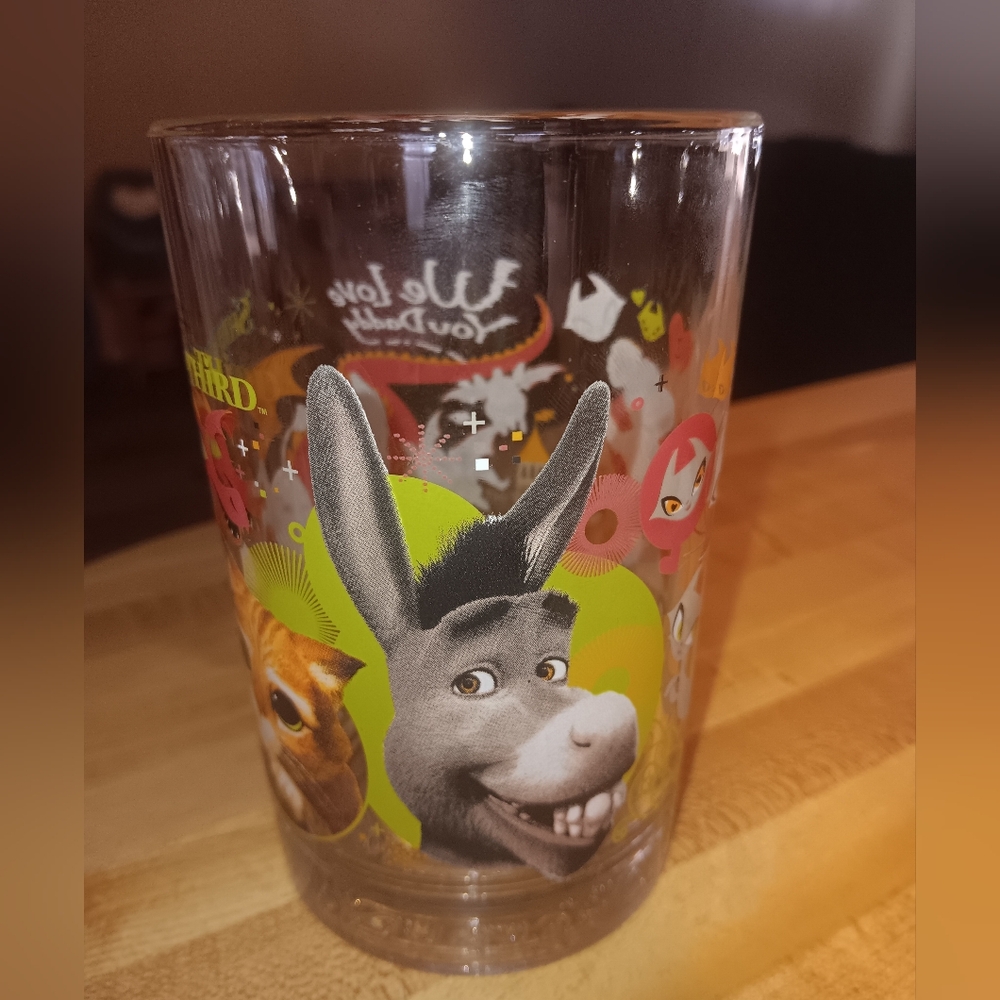 2007 Shrek The Third McDonald’s Glass Cup - Puss - Babies - Donkey Collectible